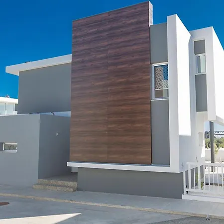 Olive Loux,brand New, Exquisite 5bdr With Pool,close To The * Протарас