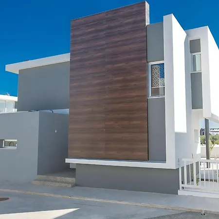 Neve Aq Ol14 Villa *
