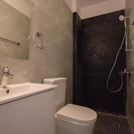 Neve Aq Ol14 Villa