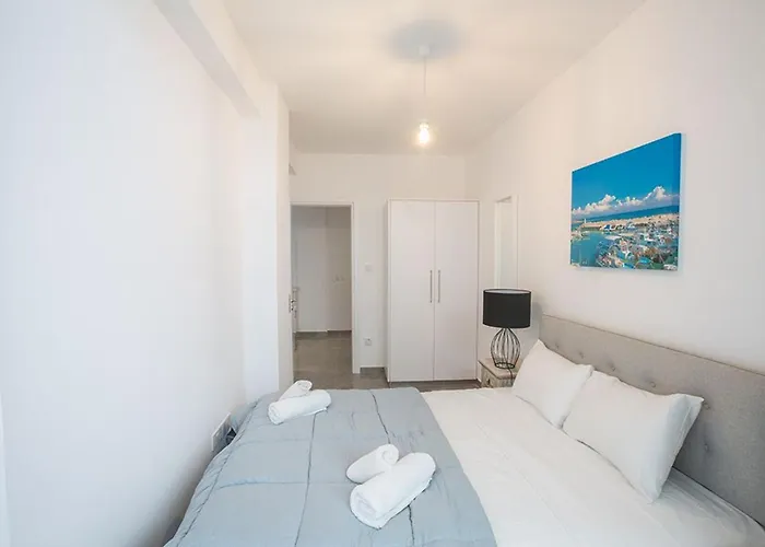 Olive Loux,brand New, Exquisite 5bdr With Pool *