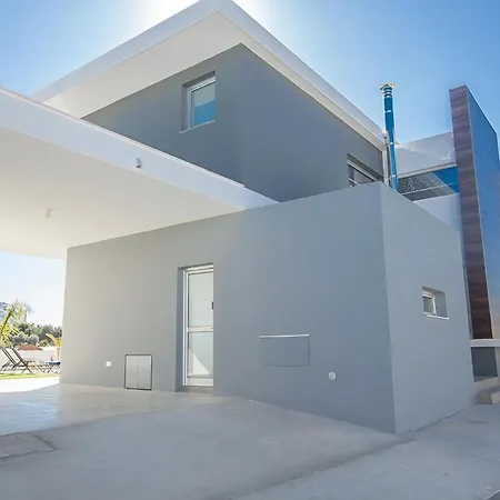 Villa Neve Aq Ol14 * Protaras